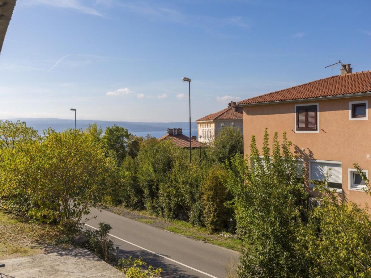 Apartments Dino Crikvenica Buitenkant foto